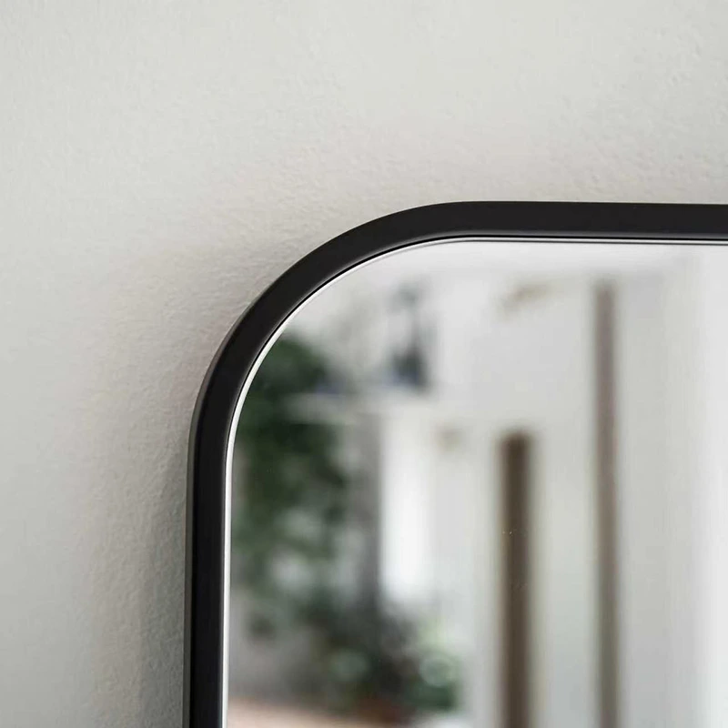 New Trends in Light Luxury Home Decor: Aluminum Mirror Frames Become a Popular Choice for Modern Space Design