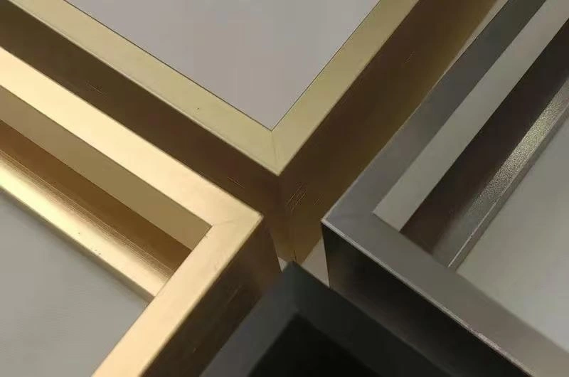 Aluminium mirror frames have become a new trend in modern home d&eacute;cor, with their &lsquo;light luxury&rsquo; design striking a balance between practicality and aesthetics